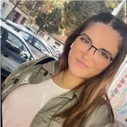 Profesora de apoyo escolar especializada en clases para niños